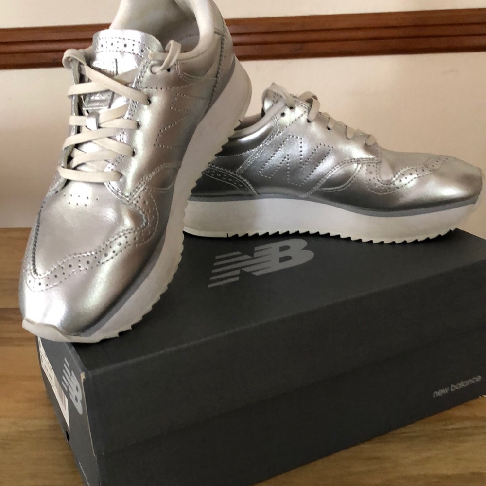 New Balance 520 Platform, Metallic Silver Sneaker